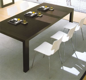 Lavabos, chaises dinantes Design