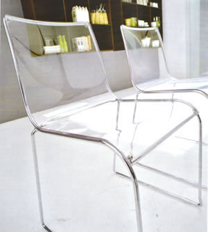 Lavabos et chaises