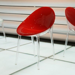 Chaise de M. Impossible de Kartell